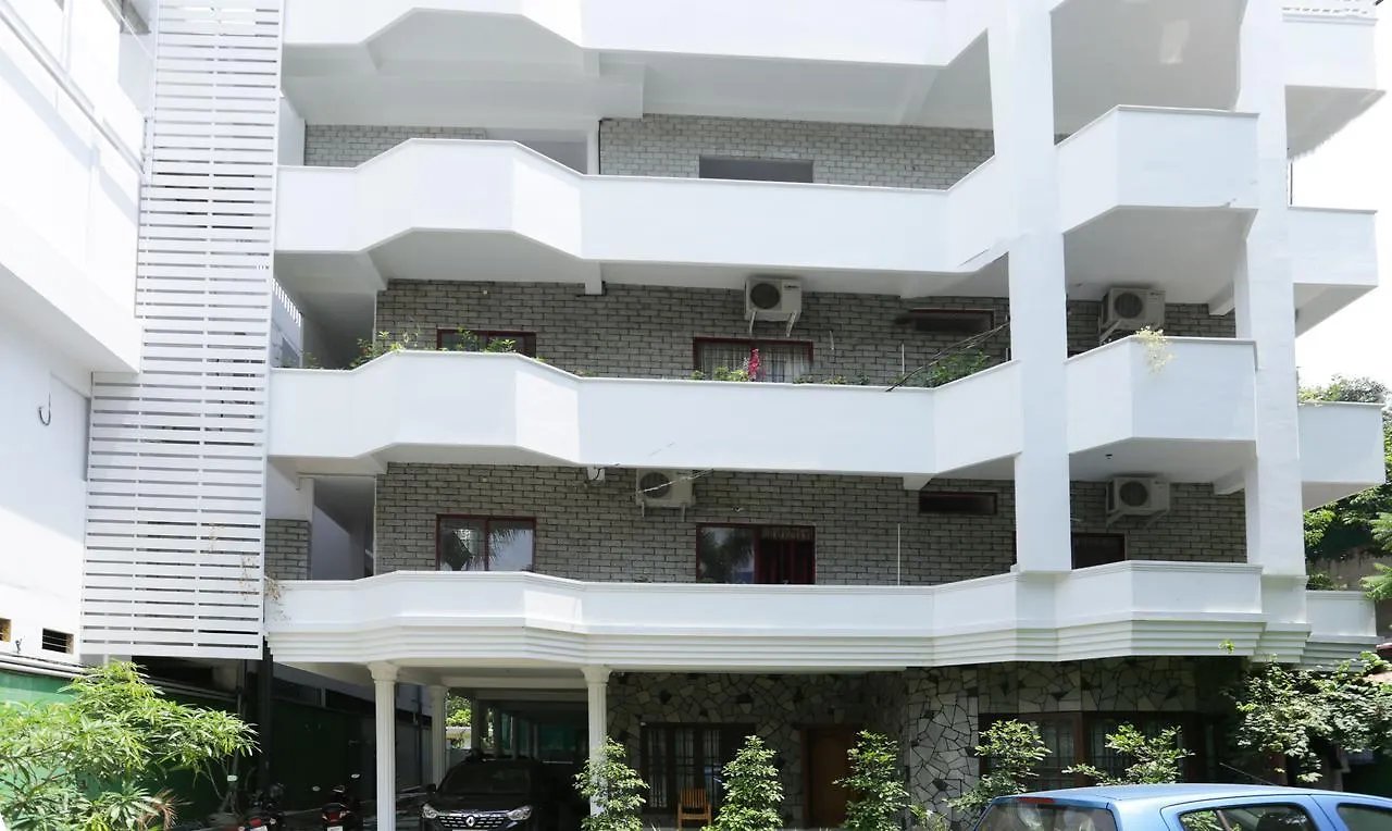 Heaven Gardens Hotel Kochi